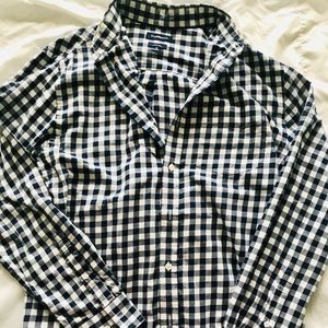 Croft & Barrow Button Up